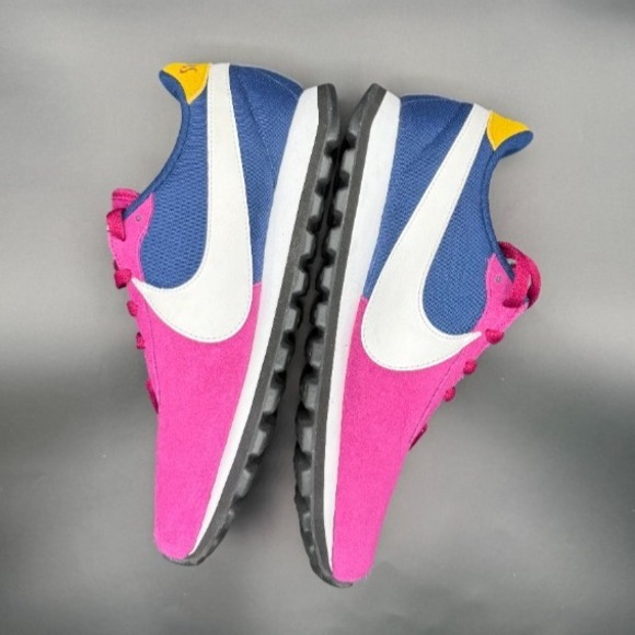 Nike True Berry Size‎ 10 SWOOSH - Picture 4 of 9